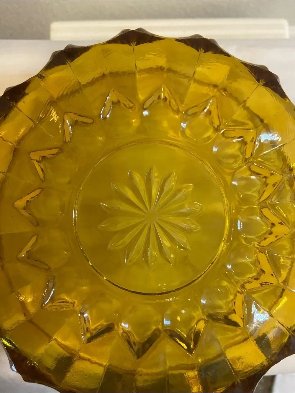 Scalloped Amber Glass Serving Bowl - Elegant Honey Amber Finish